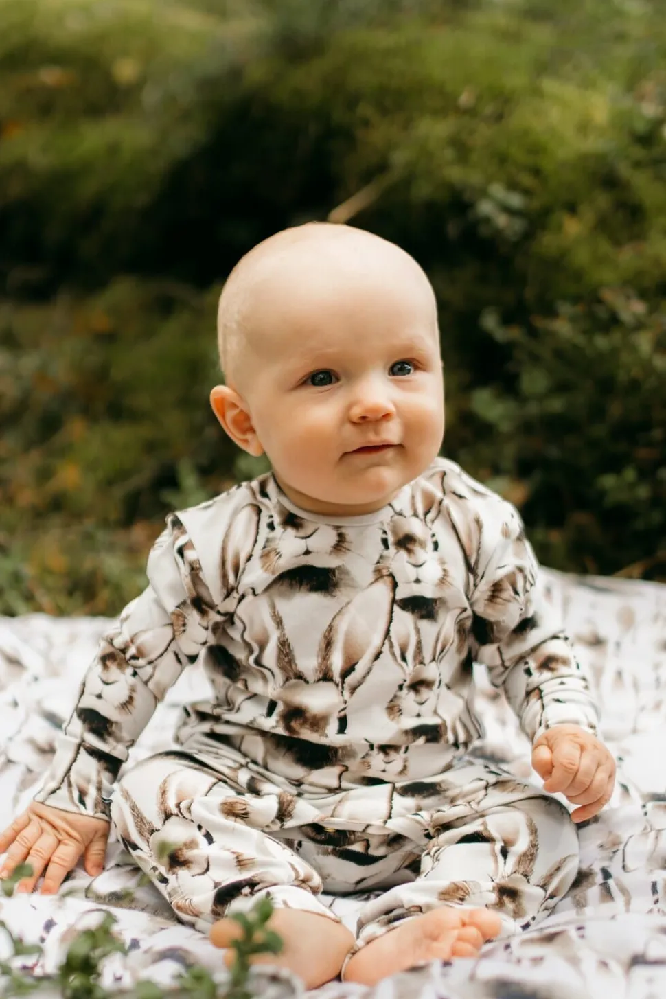BUNNY GREY ONESIE -HAALARI
