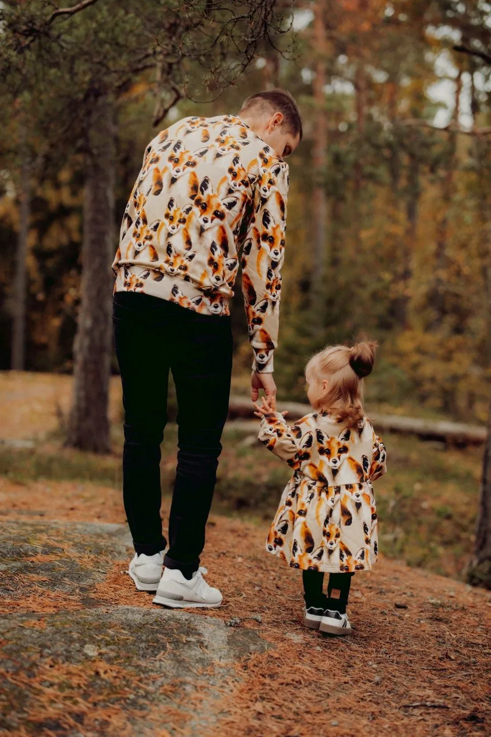 FOX SESAME -COLLEGEMEKKO